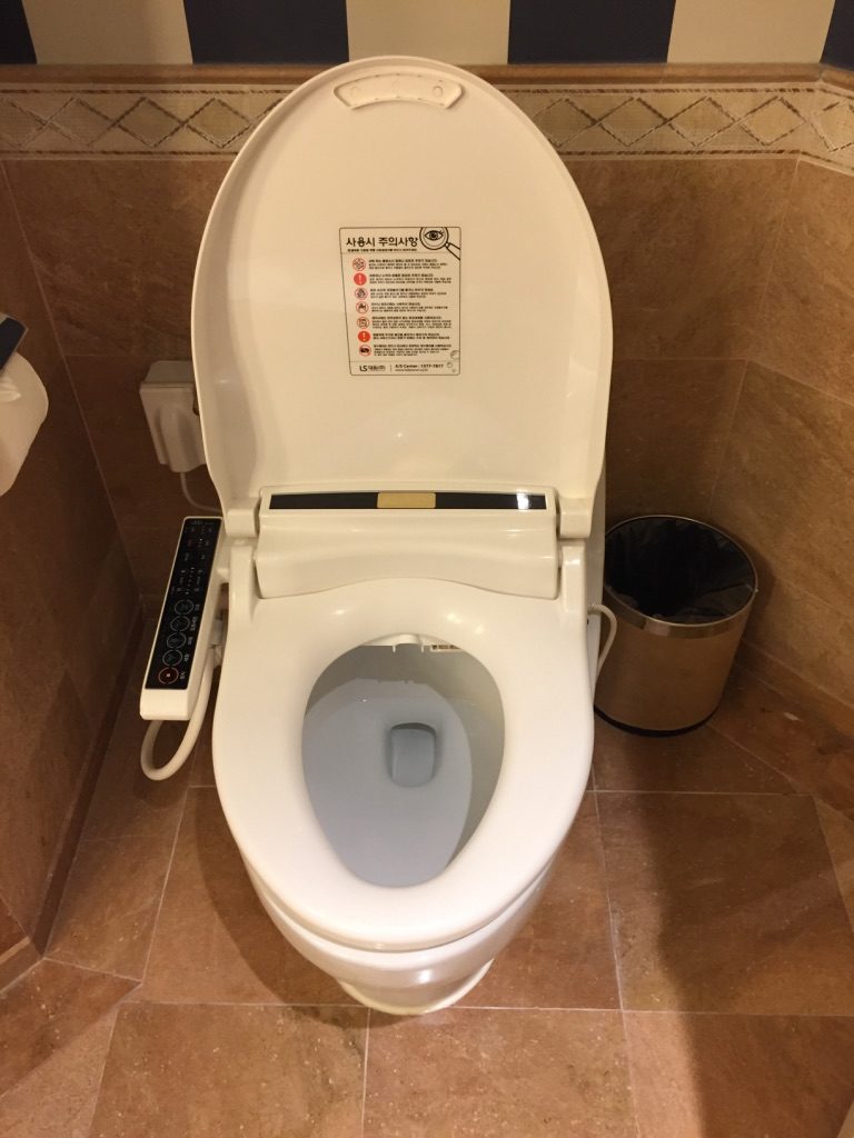 kensington-hotel-jeju-toilet