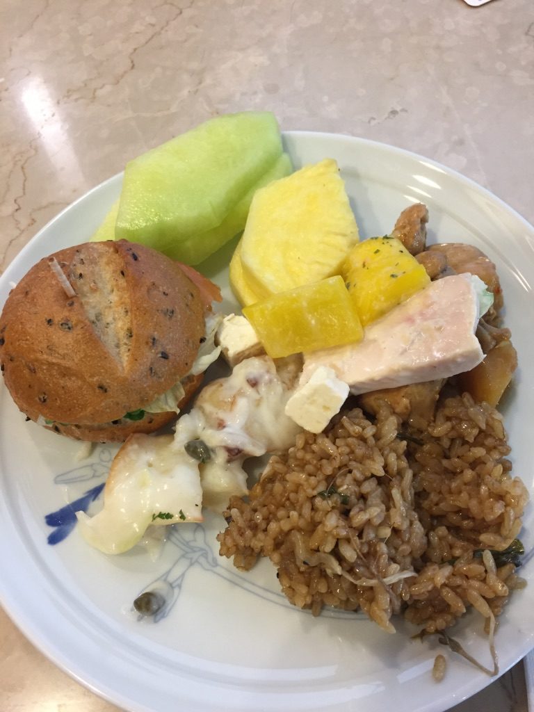 korean-air-first-class-lounge-icn-food