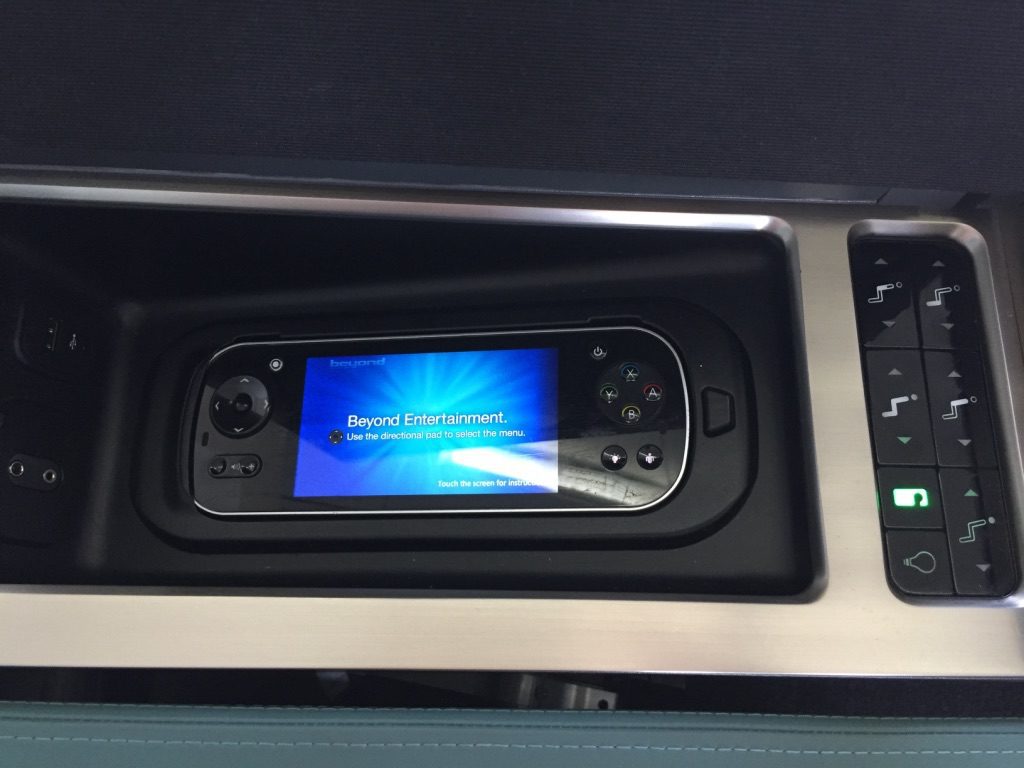 korean-air-first-class-seat-ife-control
