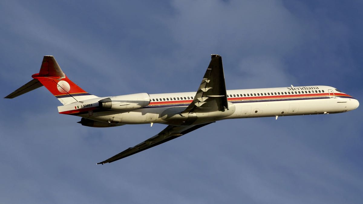 Meridiana McDonnell Douglas MD82 - © Flo Weiss