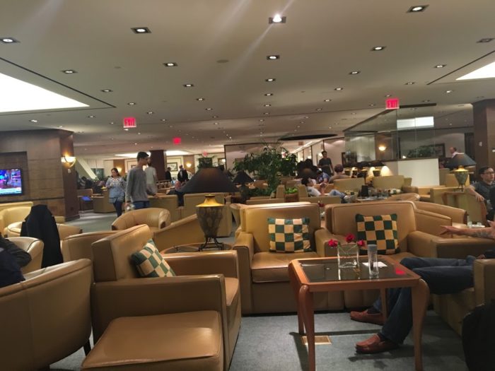 Emirates JFK First Class Lounge 1