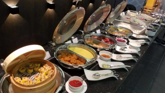 Hong Kong Amex Centurion Lounge - Hot food 2