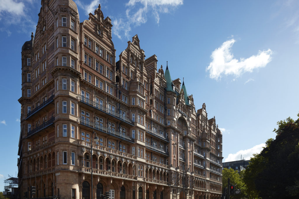 a large building with many windows