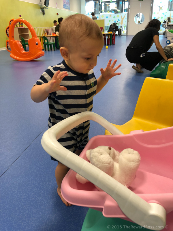 what to do with baby kids airport