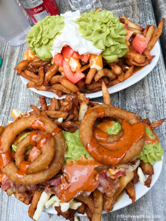 La Banquise Poutine Montreal